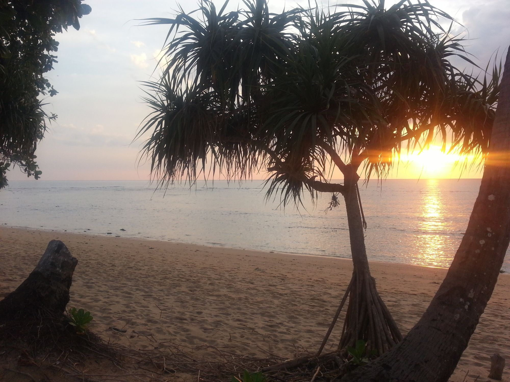 ホテル ランタ A＆J クロン コーン ビーチ Ko Lanta エクステリア 写真